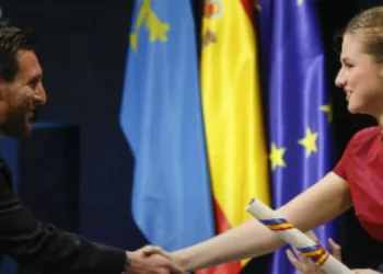 VIDEO | ¡Momento histórico! Lionel Messi es galardonado con el Premio Princesa de Asturias