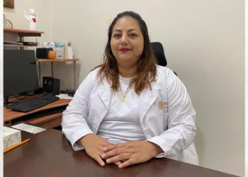 Naxhiely Matus Trinidad, directora del Centro Comunitario de Salud Mental y Adicciones Viguera.