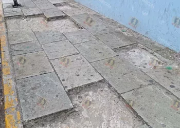 Foto: Lisbeth Mejía // Piden que se agilicen los trabajos y se garantice la seguridad de las y los peatones.