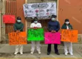 Foto: Adrián Gaytán // Protesta de la Coalición de trabajadores de la salud ante las carencias; empleados son ignorados por directivos.