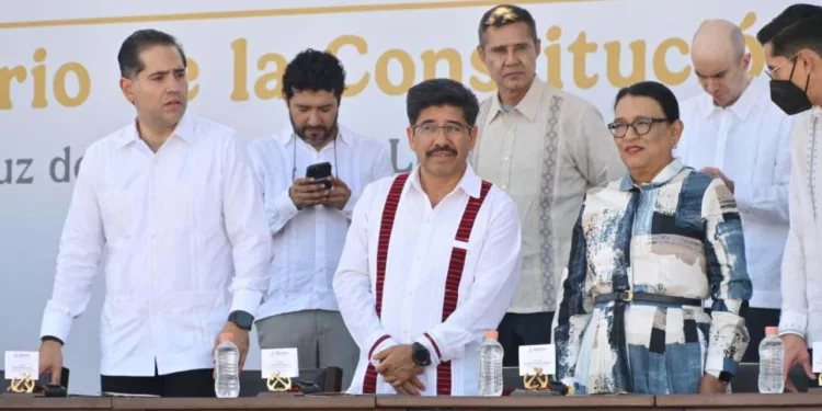 Foto: cortesía // Bolaños y el magistrado presidente de la SCJN, Hugo Aguilar Ortiz.