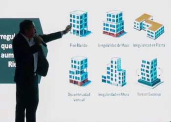 Foto: IGAVEC // Reflexionan sobre la vulnerabilidad de las edificaciones y la necesidad de fortalecer las medidas preventivas en la región Mixteca.