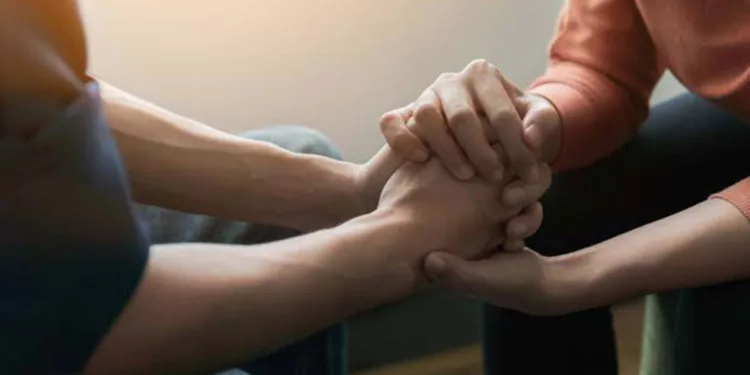 Incrementa 74% atención por intento y planes suicidas