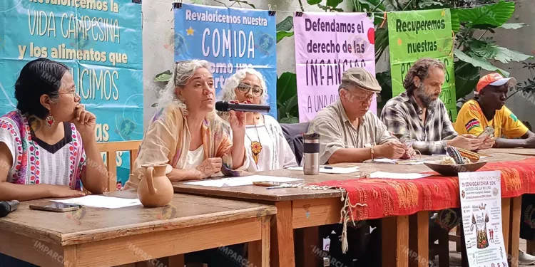 Foto: Lisbeth Mejía // Respaldan 28 organizaciones la iniciativa Oaxaca sin Chatarra.