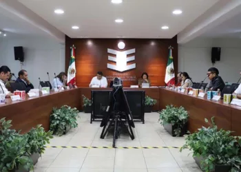 Foto: IEEPCO // Sesión extraordinaria de IEEPCO para presentar el anteproyecto de egresos.