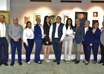 Fotos: Rubén Morales // Socios del Club Rotario Oaxaca y la subastadora Roamhy Heras se reunieron en esta iniciativa que vinculó el arte con el apoyo a la Ciudad de los Niños de Oaxaca.