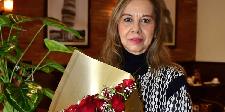 Sylvia Torres Quirino celebra  su cumpleaños entre amigas