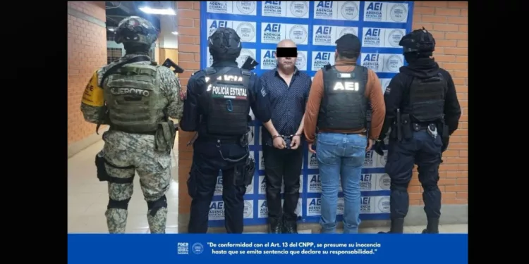 Taxista habría arrollado y arrastrado 80 metros a motociclista en Huajuapan; ya fue detenido