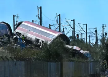 VIDEOS | ¡Tragedia sobre rieles en España! 64 muertos y fallas bajo sospecha tras el choque de dos trenes