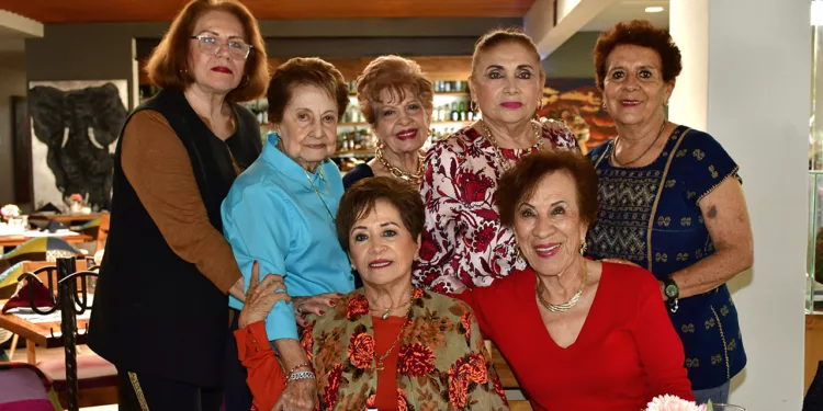 Felicitaciones para Pilar  Moreno de Echaide