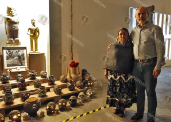 Fotos: Jorge Luis Plata // Vista general del majestuoso altar en memoria de Rufino Tamayo.