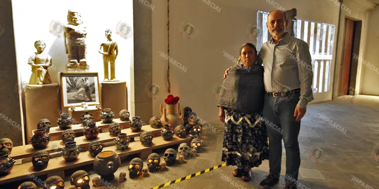 Fotos: Jorge Luis Plata // Vista general del majestuoso altar en memoria de Rufino Tamayo.