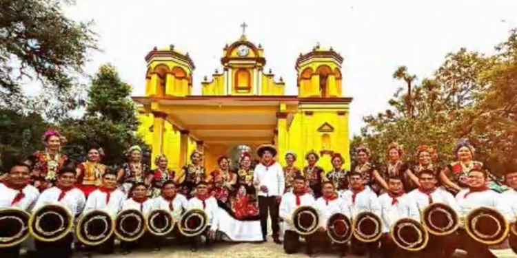 Nino Morales felicita a San Blas Atempa por 158 años de historia y dignidad indígena