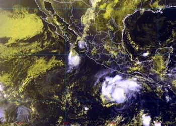 Trudy, frente a Chacahua; Conagua prevé huracán