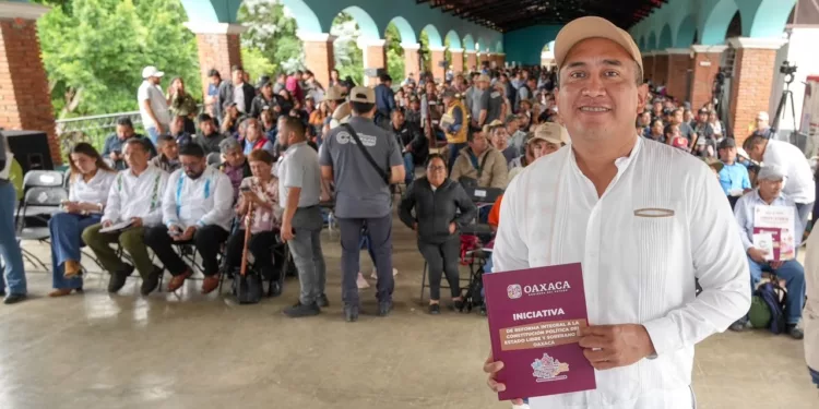 Convoca Nino Morales a construir desde el pueblo la nueva Constitución de Oaxaca