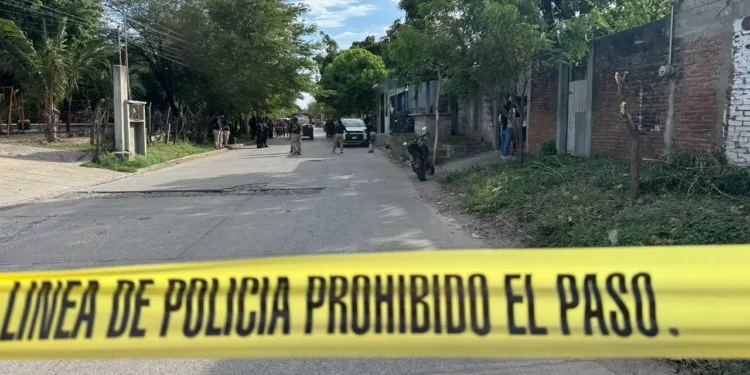 Bañan de plomo a joven mototaxista en la novena sección de Juchitán