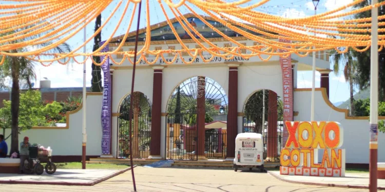 Xoxocotlán, listo para recibir a sus visitantes y a las almas que vuelven a casa