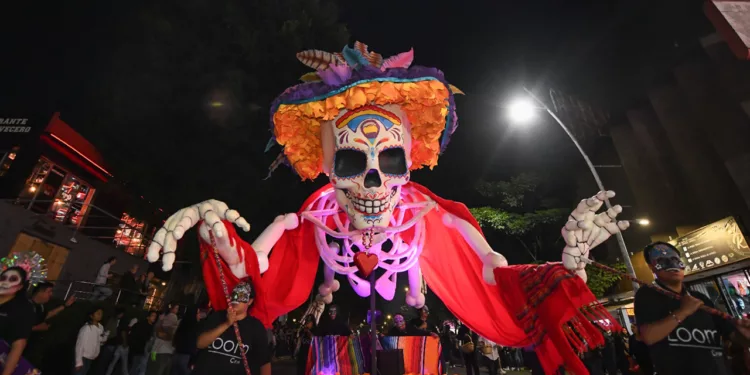 Música, color y tradición llenarán las calles de Oaxaca con la Gran Comparsa de Día de Muertos