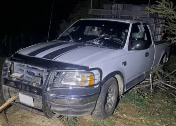 ¡Tarde violenta en Ejutla! Asesinan a campesino dentro de su camioneta