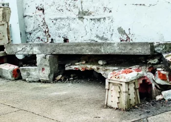 Foto: cortesía // La banca también han sido objeto del vandalismo a través de grafitis o de la contaminación.