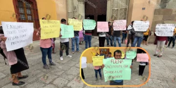 La fe, bajo la tormenta: protestan en Oaxaca contra párroco por presuntos abusos en su función