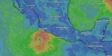 ¡Simón amenaza con alcanzar categoría 4! Prevén impacto en Jalisco con vientos de hasta 230 km/h