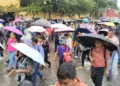 VIDEO | Tras horas de bloqueos, se liberan los cruceros; marcha magisterial avanza bajo la lluvia