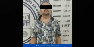 Golpeó a una mujer con un palo de escoba y la mordió; queda en prisión preventiva en Pinotepa Nacional