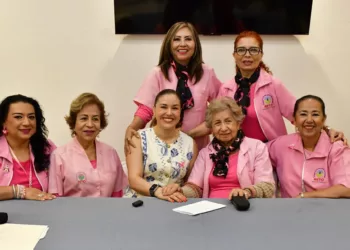 Entrega Grupo RETO Oaxaca 25 prótesis externas a mujeres sobrevivientes de cáncer de mama